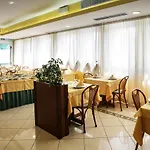 Roma Sul Mare 3* רוזטו דליי אברוצי