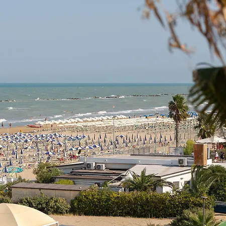 Roma Sul Mare Roseto Degli Abruzzi