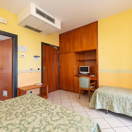 Hotel Roma Sul Mare 3*